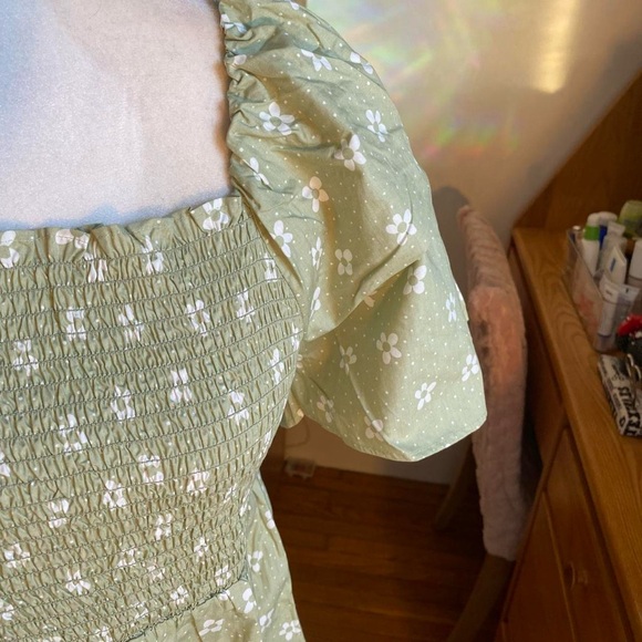 Light Green Floral Midi Peasant Babydoll Dress - Picture 6 of 8